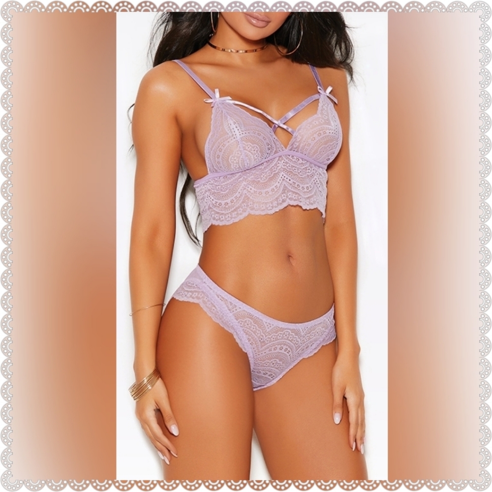 ⚡SALE!! Blooming Orchid Lace Lingerie Cami & Panty - Picture 3 of 8